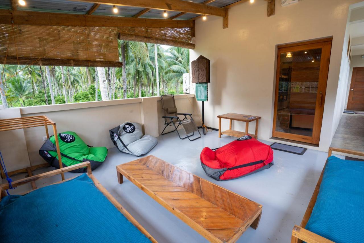 Haole Surf Hostel General Luna  Ngoại thất bức ảnh